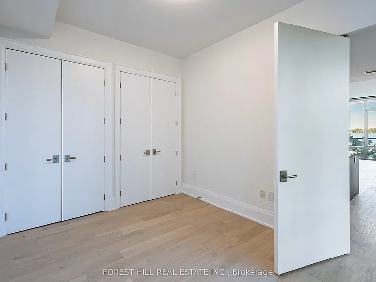 39 Queens Quay E #313 — Photo 15
