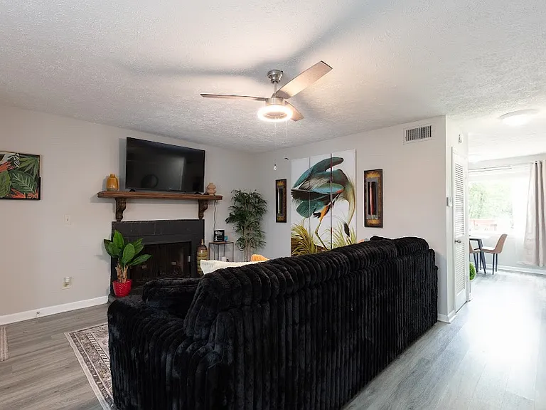 804 Short Pl — Photo 13