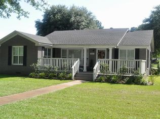 1032 County Road 3204 N, Mount Enterprise, TX 75681