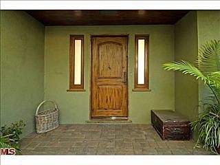 2nd image of 3896 Clayton Ave