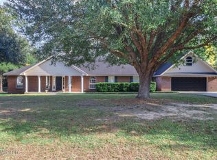 19062 E Highland Dr, Saucier, MS 39574