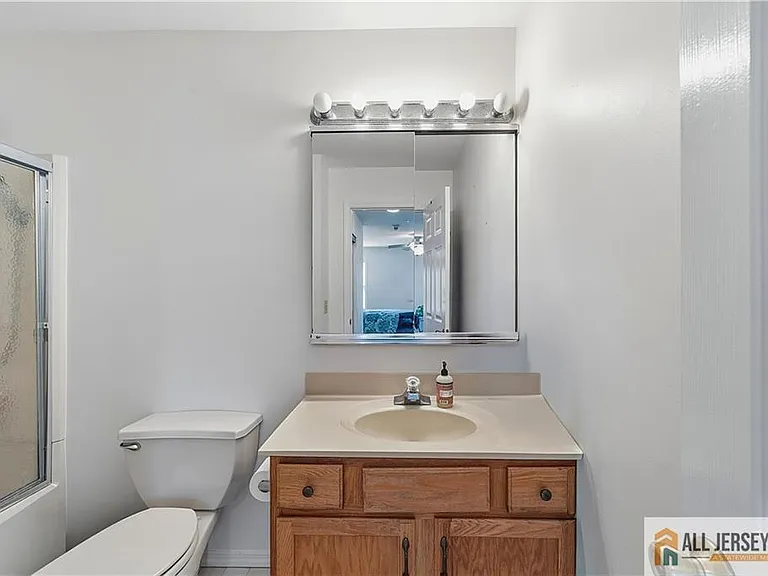 138 Concordia Cir #138B — Photo 16
