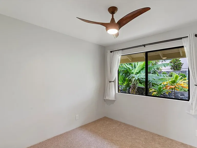 560 Kuikahi Dr — Photo 53