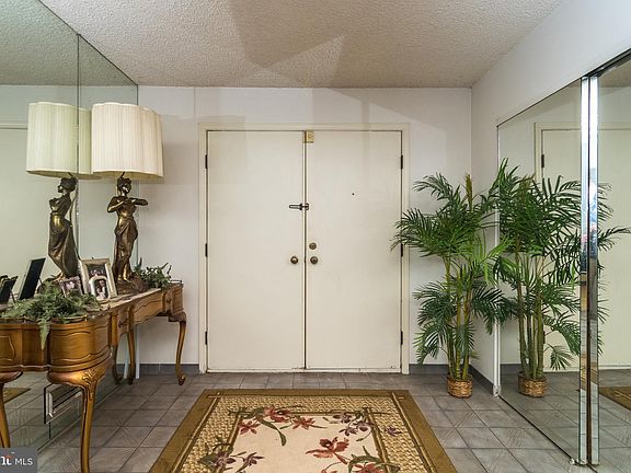 5th image of 88 Misty Meadow Dr