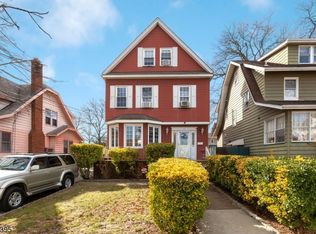 11 Halcyon Pl, Bloomfield, NJ 07003
