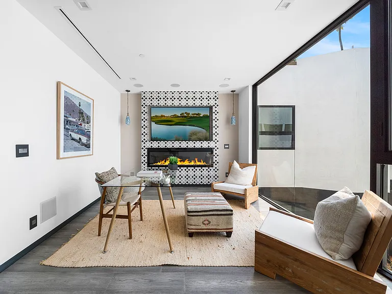 838 California Ave — Photo 19