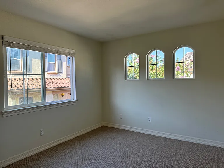 10410 Duxbury Ln #6 — Photo 29