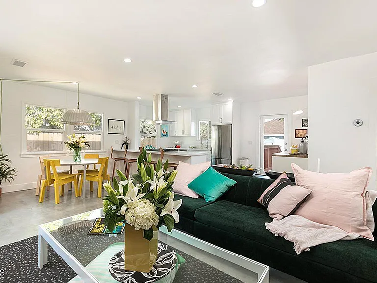 4232 Verdugo Rd — Photo 5
