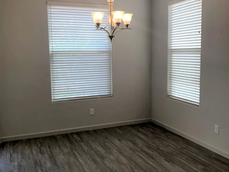 2305 Nova Loop — Photo 5