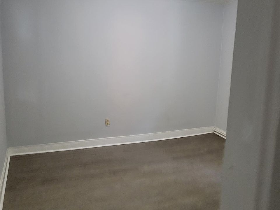 1st image of 364 North St APT 8