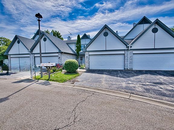 2nd image of 1506 Fernwood Ct