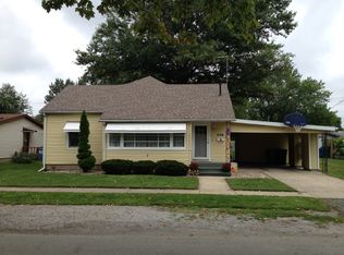 408 NW 2nd St, Casey, IL 62420