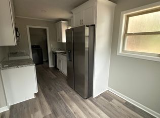 216 Westbrook Dr, Spring Lake, NC 28390