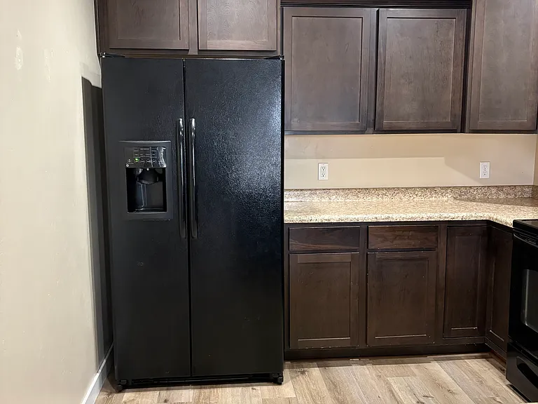 824 S Fox Trail Ln — Photo 4