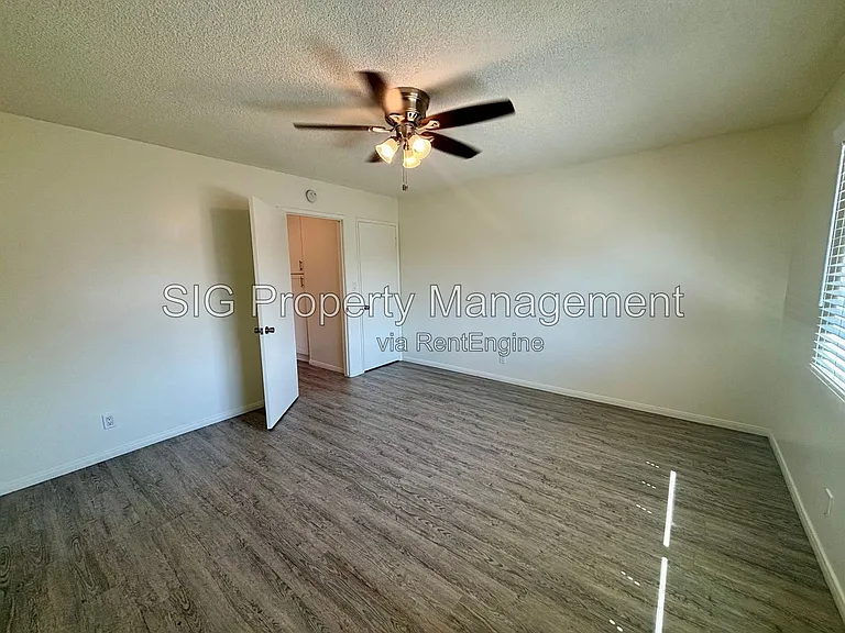 1126 E Doran St — Photo 7