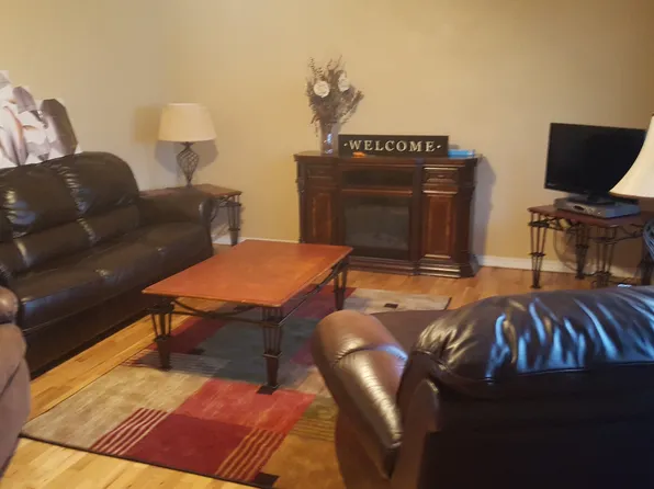 215 W Amy St, Hastings, MI 49058