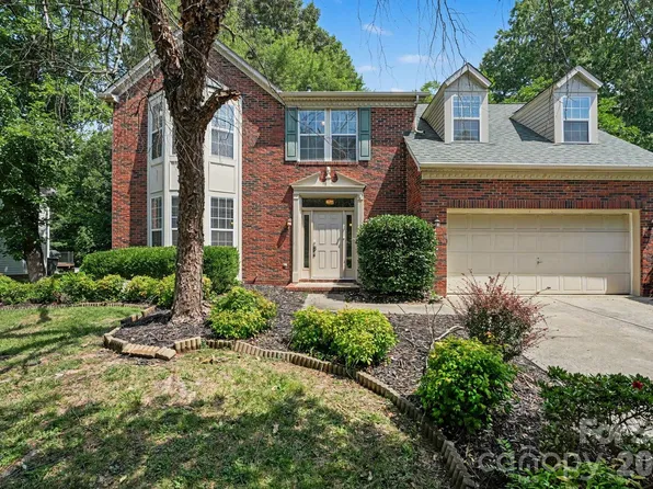 8716 Barrister Way, Charlotte, NC 28216