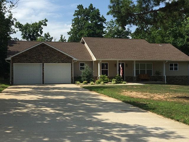 1st image of 559 Radcliff Ln