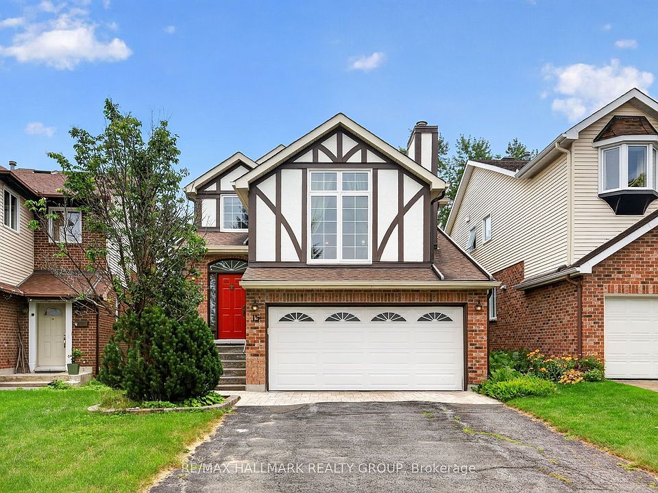 1st image of 15 Pemberton Cres