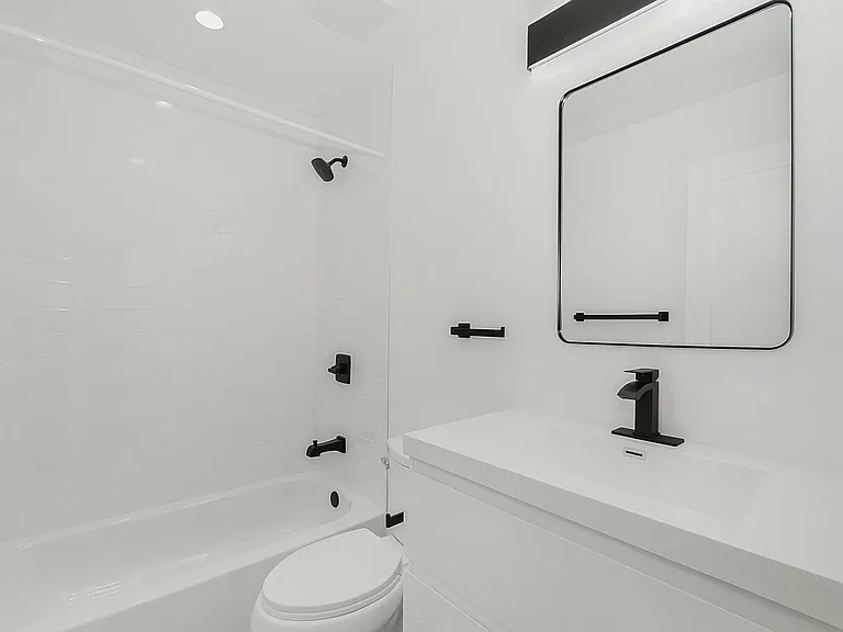 2452 1/2 Boulder St #2452 — Photo 7