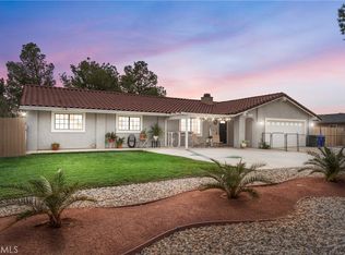 22257 Lone Eagle Rd, Apple Valley, CA 92308