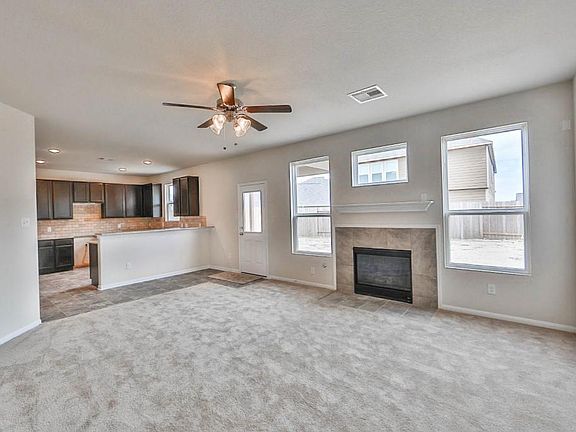 2nd image of 14914 Holland Grove