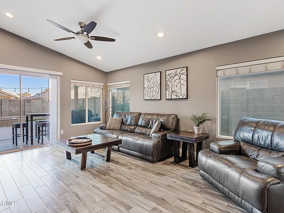 3rd image of 692 E CANTEBRIA Drive