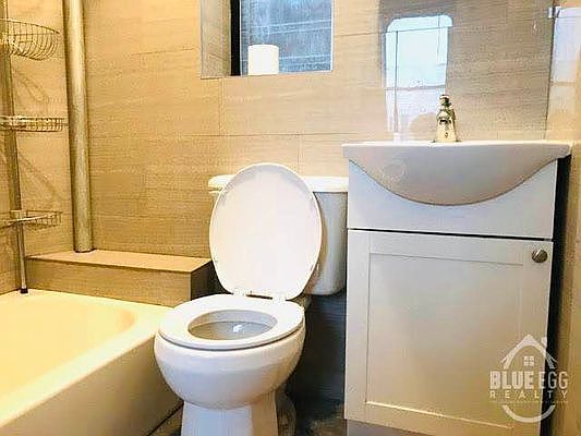5th image of 238 Knickerbocker Ave #3
