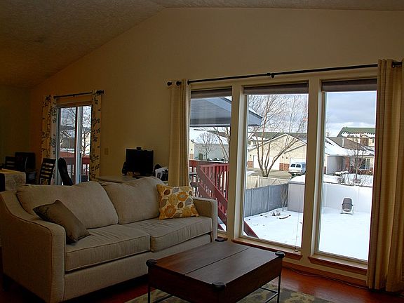 5th image of 1427 E Grassland Ct