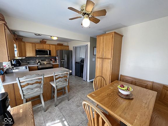 5th image of 9057 E County Road 200 N