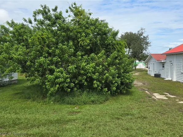 904 S Delaney Ave, Avon Park, FL 33825