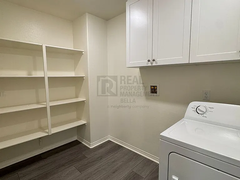 29261 Humboldt Ct — Photo 45
