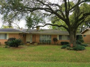 110 Melrose Dr, Lafayette, LA 70506