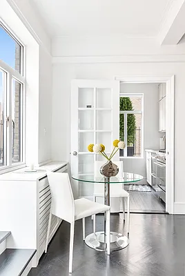 Sold by Compass | media 5