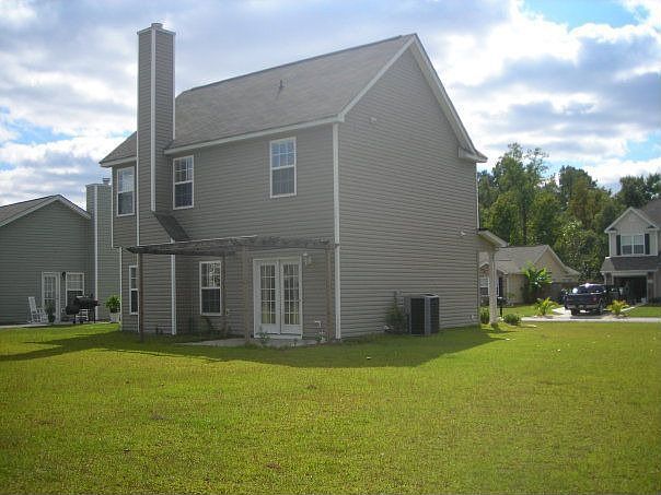 2nd image of 211 Westbrooke Rd