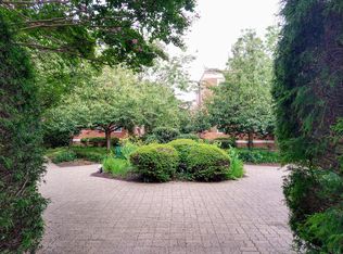 24 S Old Glebe Rd #3-C, Arlington, VA 22204