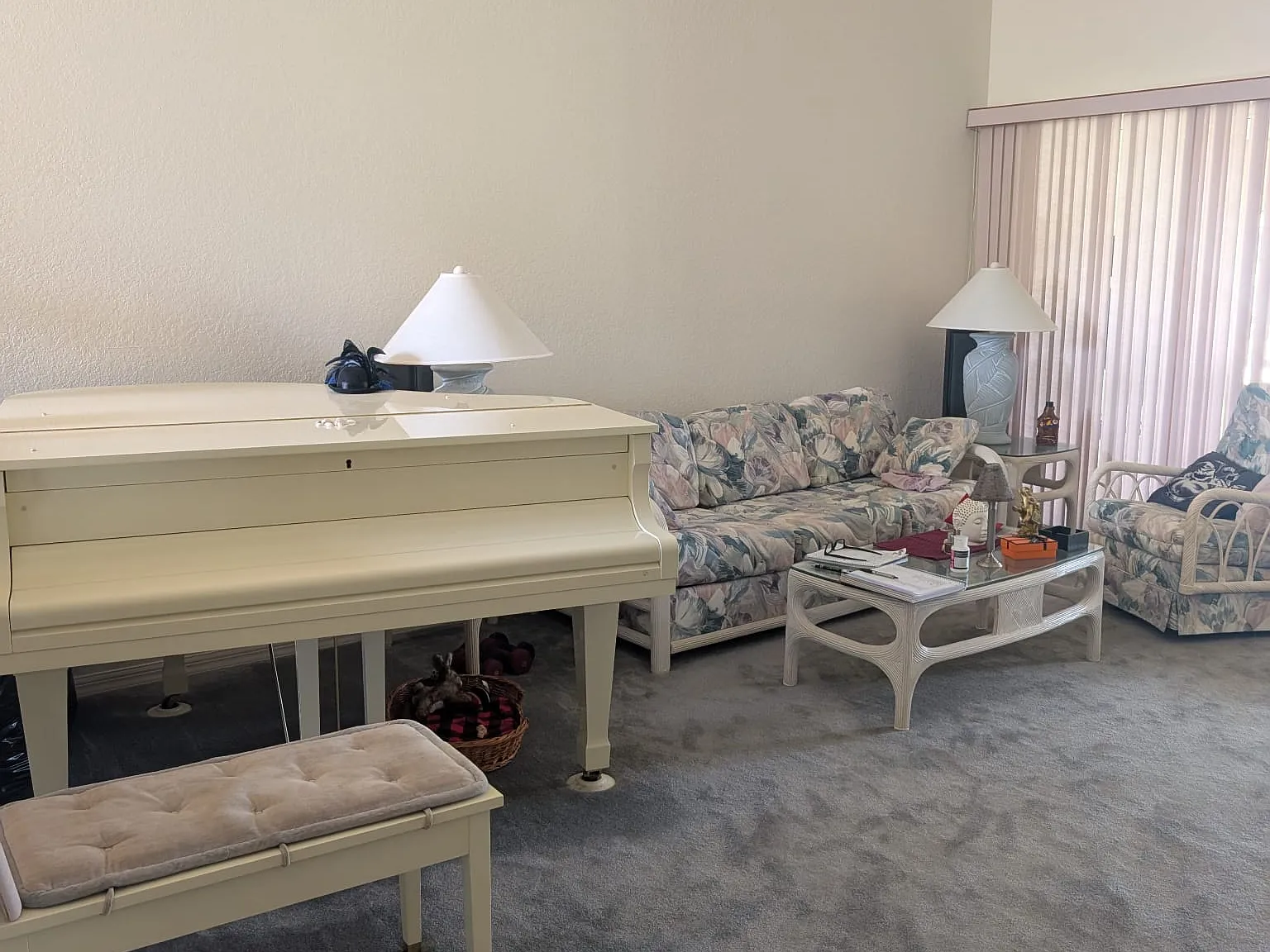966 Woodshire Ln — Photo 3