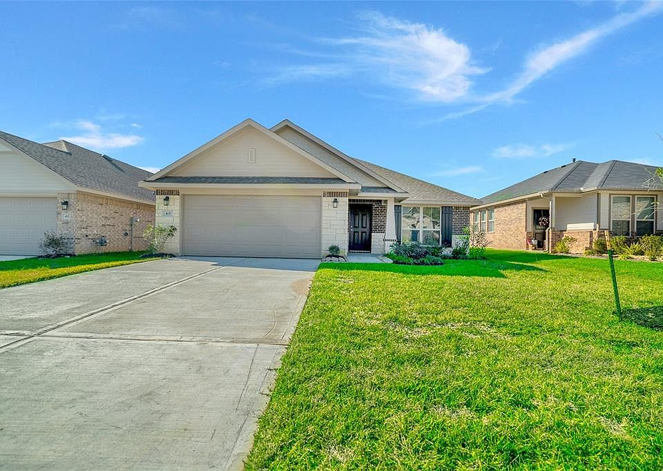 1st image of 415 Terra Vista Cir