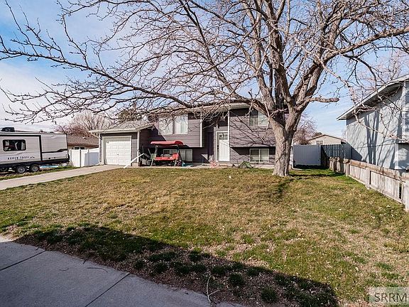 2nd image of 1620 Jade Dr