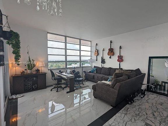 2nd image of 1301 Miami Gardens Dr APT 1715W