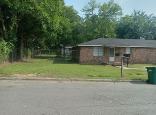 658 Heard Ave #B, Albany, GA 31701