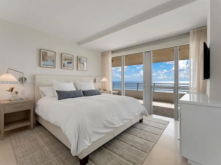 101 Ocean Dr #907 — Photo 22