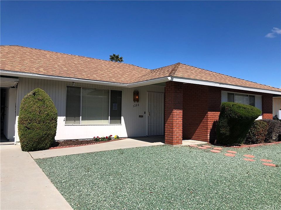 1st image of 1200 Rosewood Pl