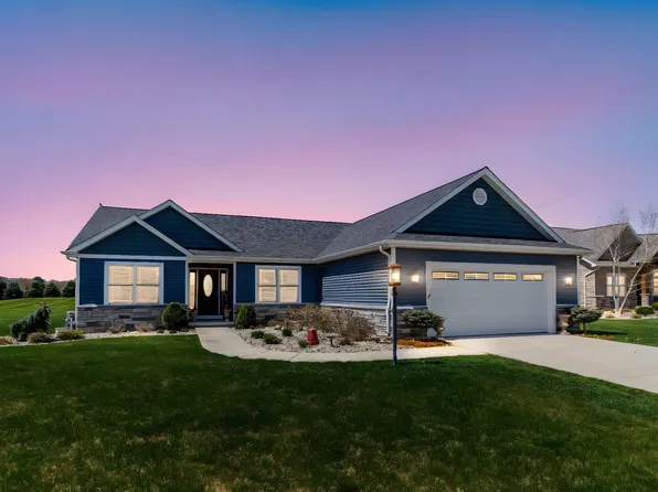 50717 Villa Dr, Granger, IN 46530