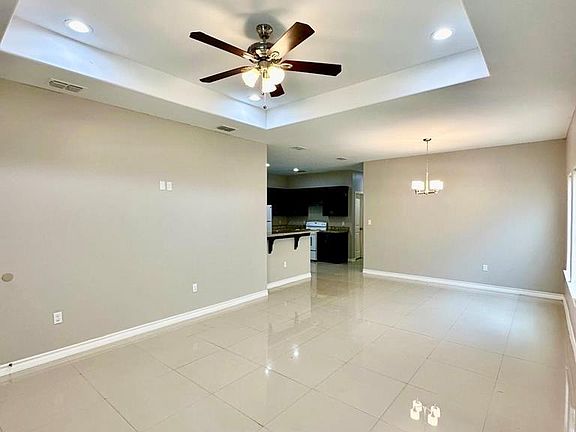 3rd image of 1022 Escondido Ln E #A