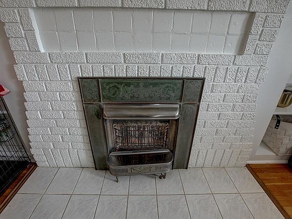 3rd image of 1708 Olive St