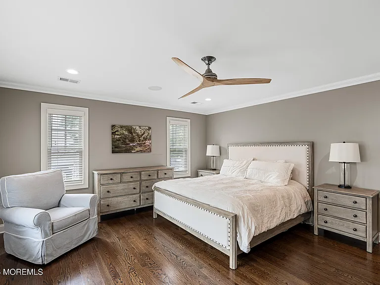15 Shrewsbury Dr — Photo 11