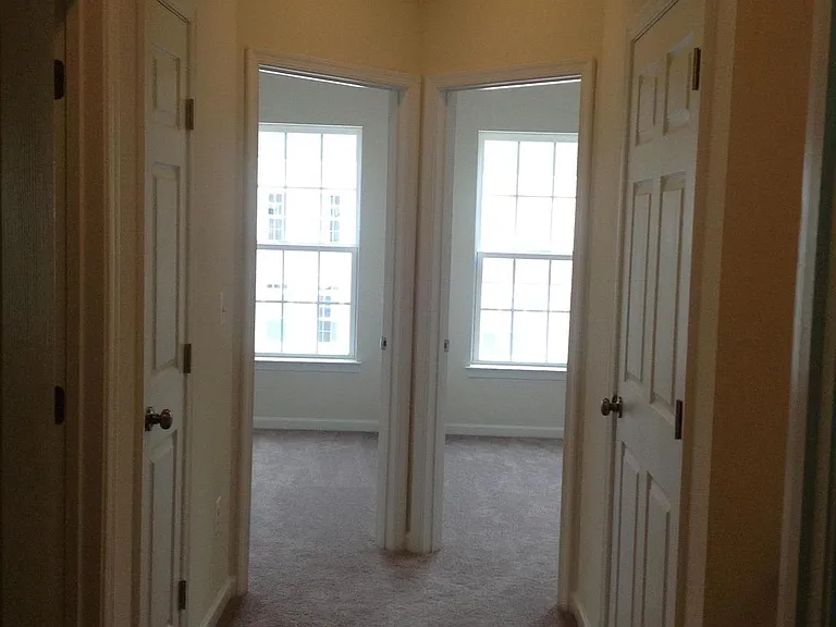 204 Upper Brook Ter — Photo 12