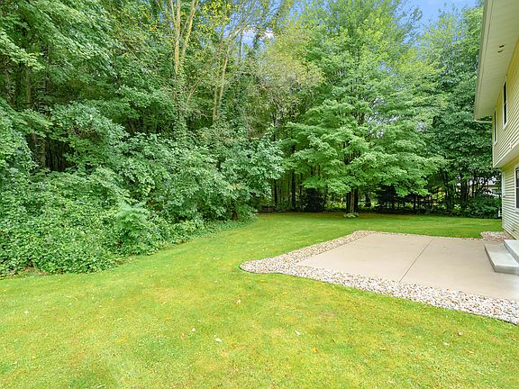 5th image of 4467 Walkers Ridge Rd