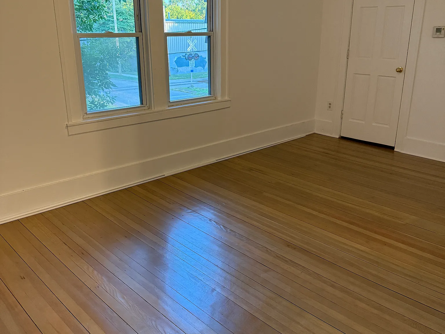 2 bed, 1200 sqft, $1,550 — Photo 3